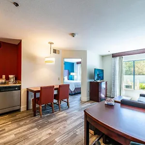 https://metro-phx-1bedroom-apartment.hotelsofphoenix.com
